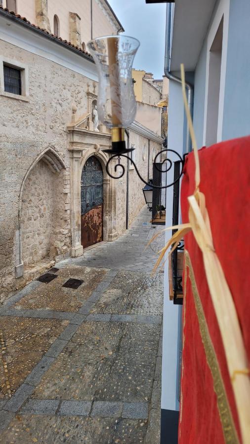 קואנקה Apartamento Con Balcon En Casco Antiguo De Cuenca מראה חיצוני תמונה
